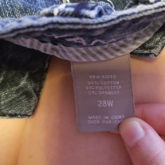 COPY - Jean Shorts - Picture 3 of 3